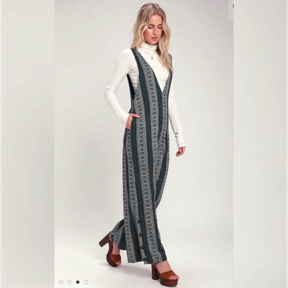 Lulu’s Jumpsuit Olive Patterned Stripe NWOT - Picture 3 of 3